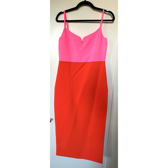 Express Body Contour V-wire Color Block Midi Sweater Dress - Picture 5 of 8